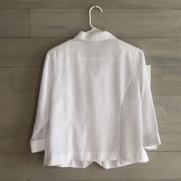 Appleseed's White Button-Down Women's Shirt - Picture 5 of 5